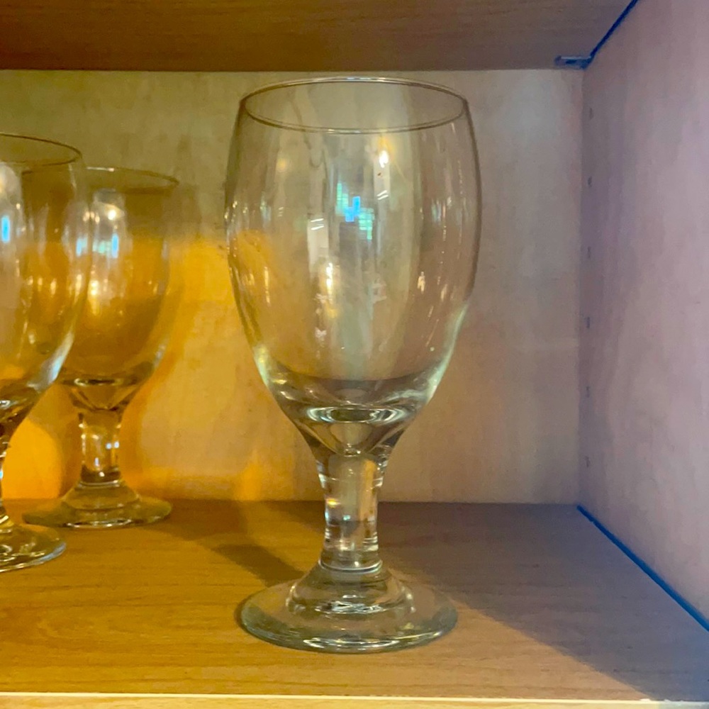 Pottery barn Goblet glasses